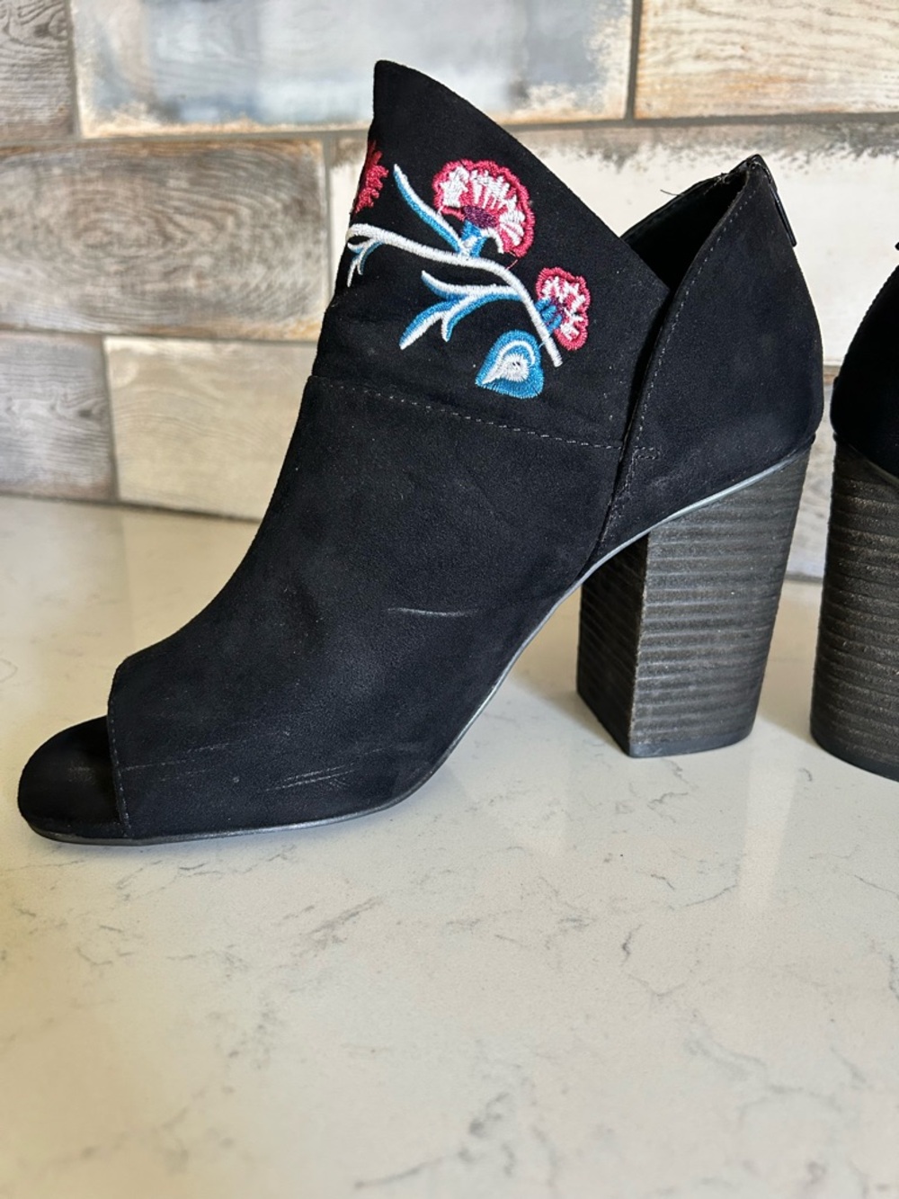 Carlos by Carlos Santana Black Faux Suede Floral Embroidered Peep-Toe Booties - Picture 9 of 16